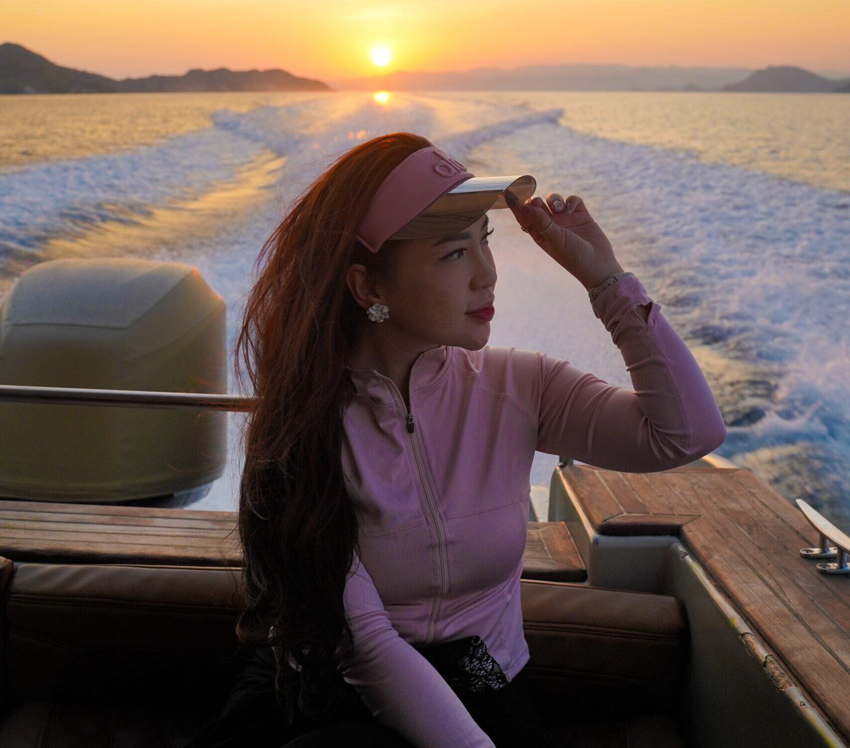 boating to komodo